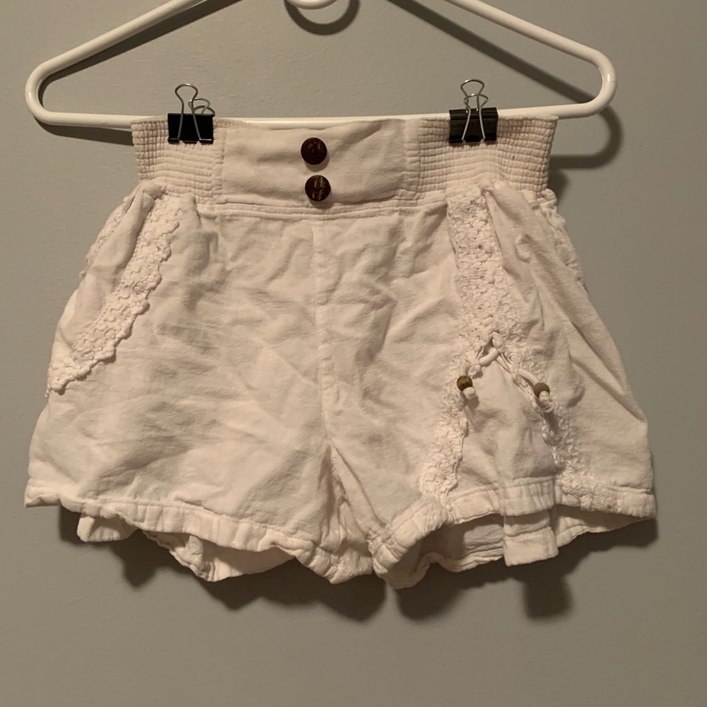 Giocam white shorts